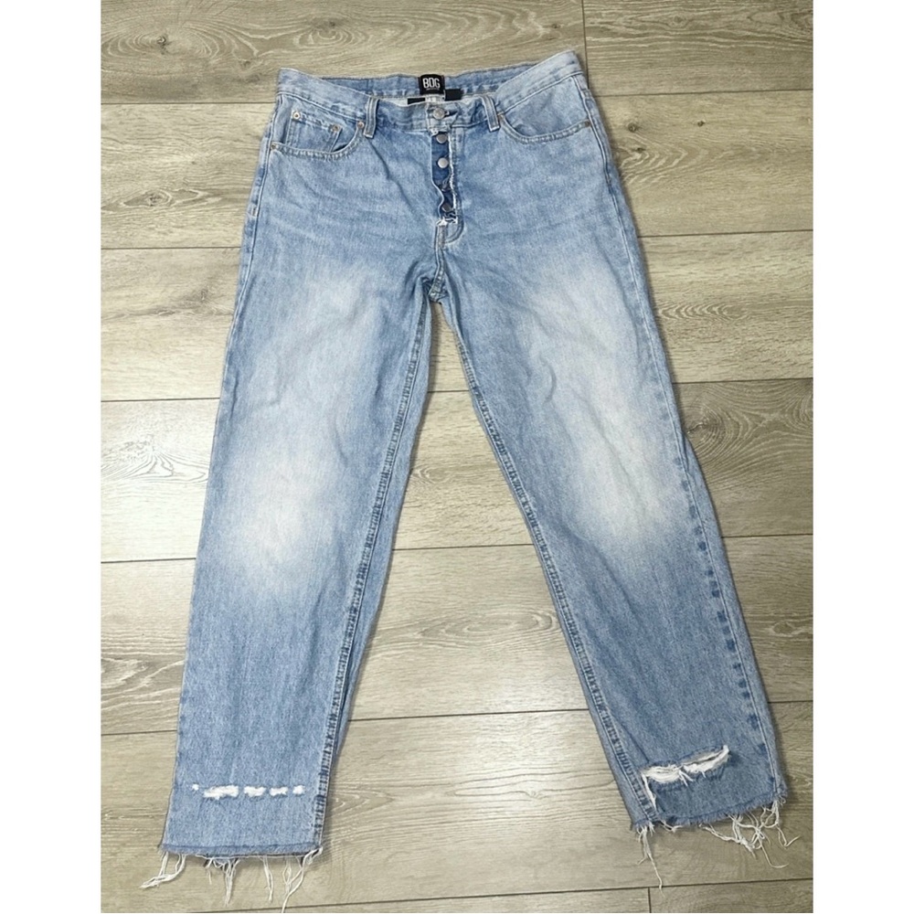 BDG Urban Outfitters Boyfriend Low Rise Distressed Straight Leg Jeans